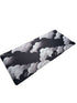 Cloud Static muismat met abstract zwart-wit wolkenontwerp – strak design voor elke setup