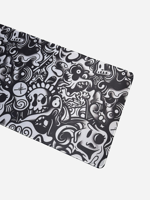 Doodle Apocalypse Mousepad XXL - Gaming - 900 x 400 x 3 mm - Antislip