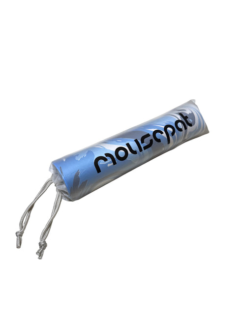 Gaming muismat met blauw marmerpatroon en antisliplaag – Neon Blue Bevel design