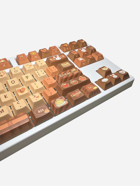 Sweet Cafe brown and cream keycaps